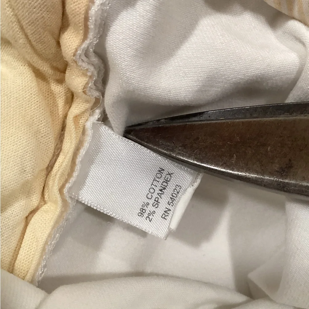 Banana Republic Roll Up Cream Women's Shorts 12